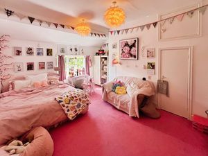 Bedroom 4- click for photo gallery